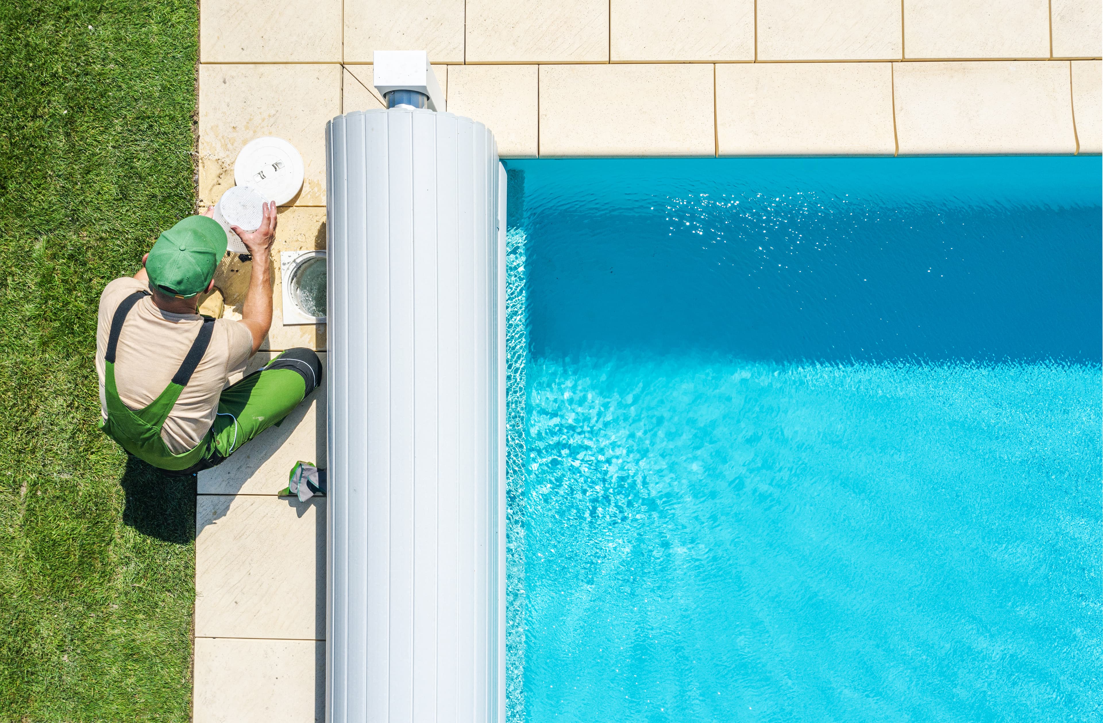 Reformar la piscina en 2026: precios, técnicas y materiales